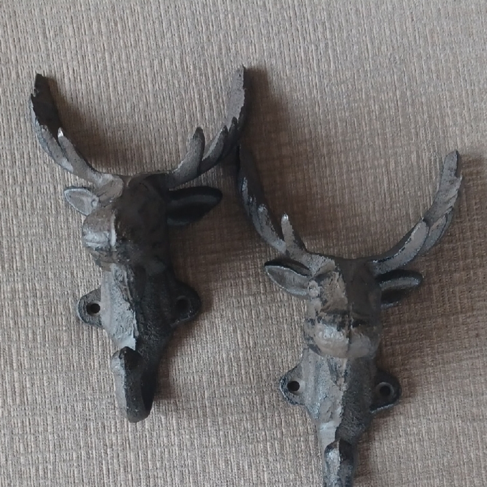 Set Of 2 Cast iron Moose Head Hooks